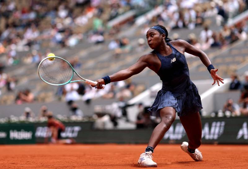 Bí Quyết Cá Cược Tennis Thắng Lớn Cho Người Chơi Kinh Nghiệm Yếu 2 Tập trung vào việc phân tích lịch thi đấu và khối lượng trận đấu